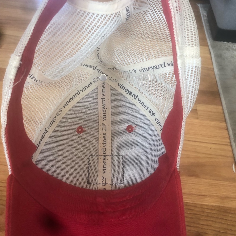 Brand New Vineyard Vines SnapBack hat - Picture 3 of 3